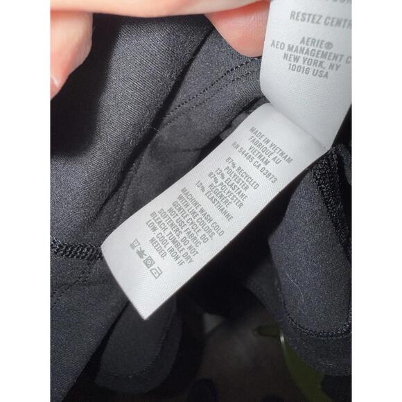 OFFLINE By Aerie Women’s The Hugger Full Zip Fitted Jacket Stretch Black Size M - Picture 9 of 9